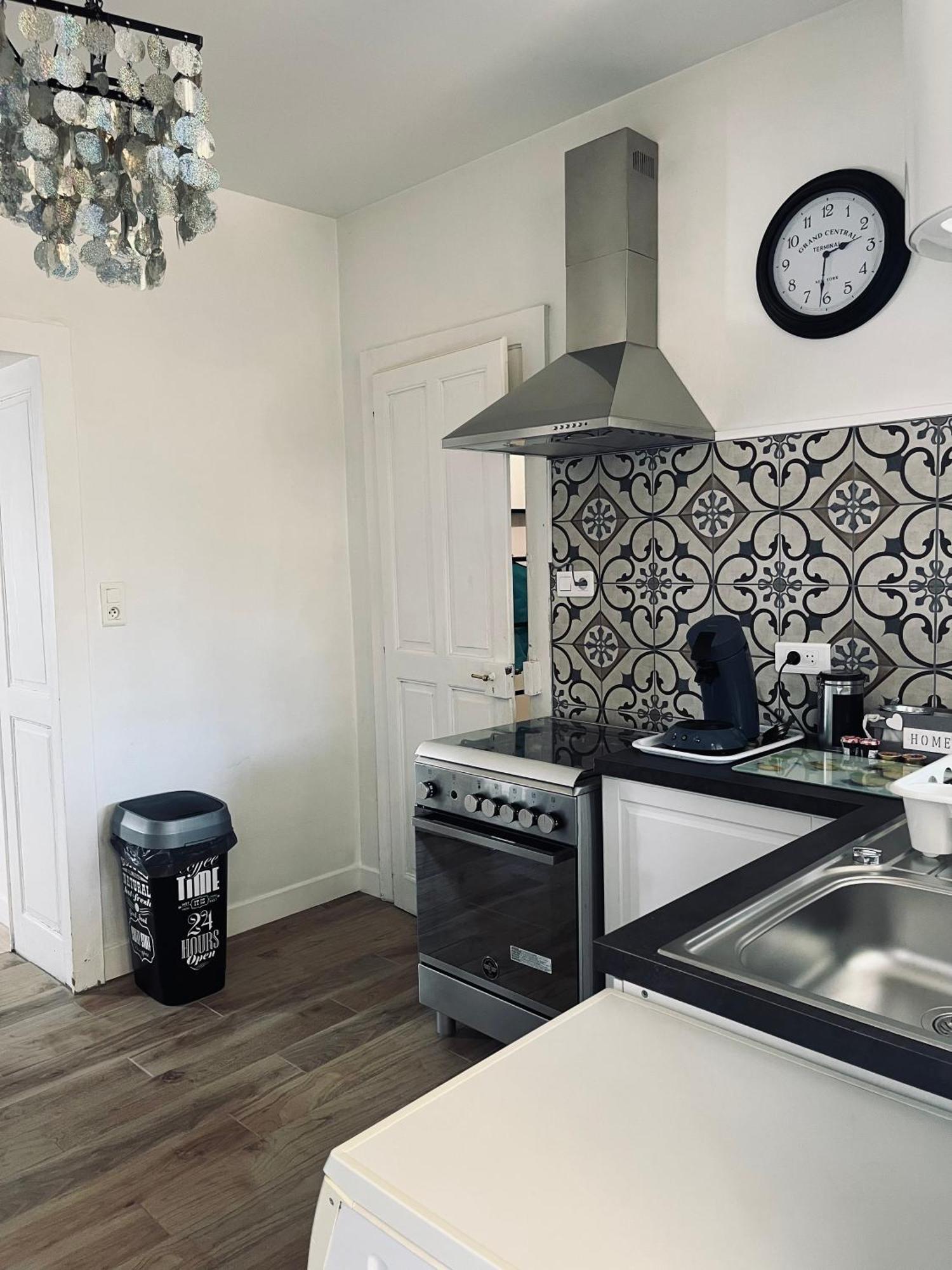 Appartement Avec Terrasse Privative Celles-sur-Plaine Exterior photo